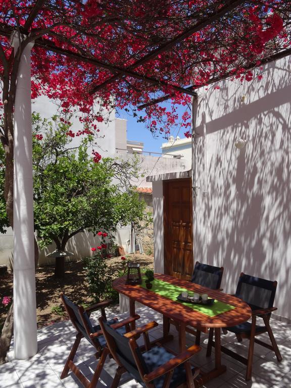 Neoclassical House Chrissi Akti Chania Exterior foto