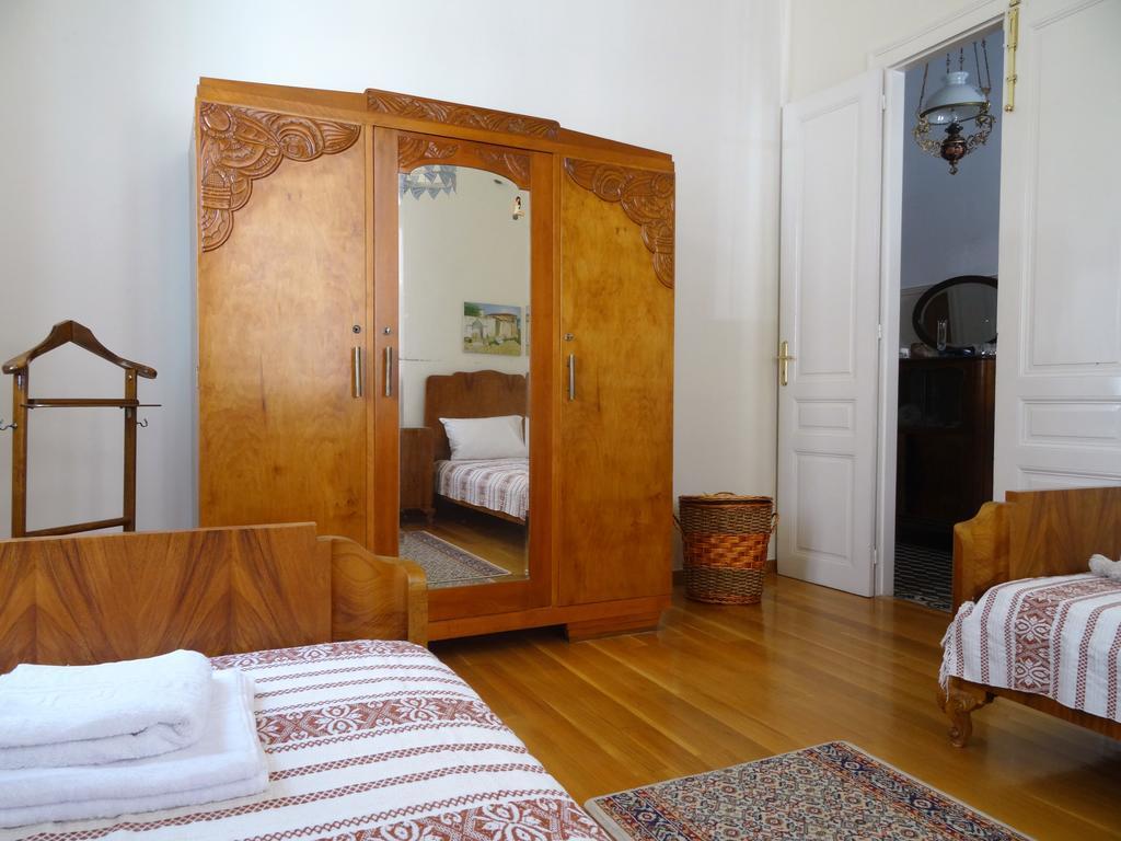 Neoclassical House Chrissi Akti Chania Exterior foto
